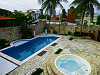 P1090468 Pool u Whirlpool Agenc Igleasias  klein.jpg‎